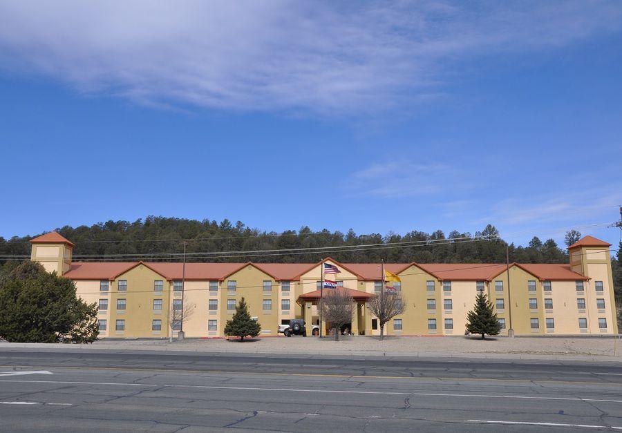 Ruidoso Mountain Inn