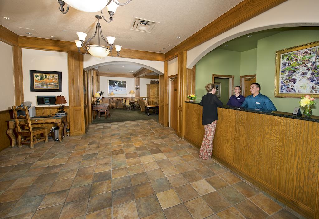 Inn and Suites - Riverwalk