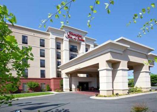 Hampton Inn and Suites Burlington - NC