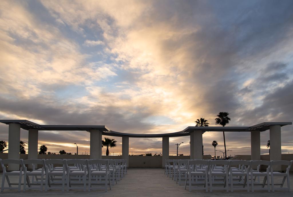 Redondo Beach Hotel