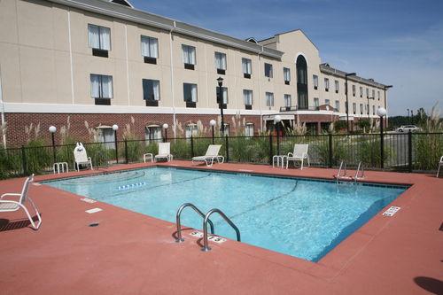 Holiday Inn Exp Stes Pell City