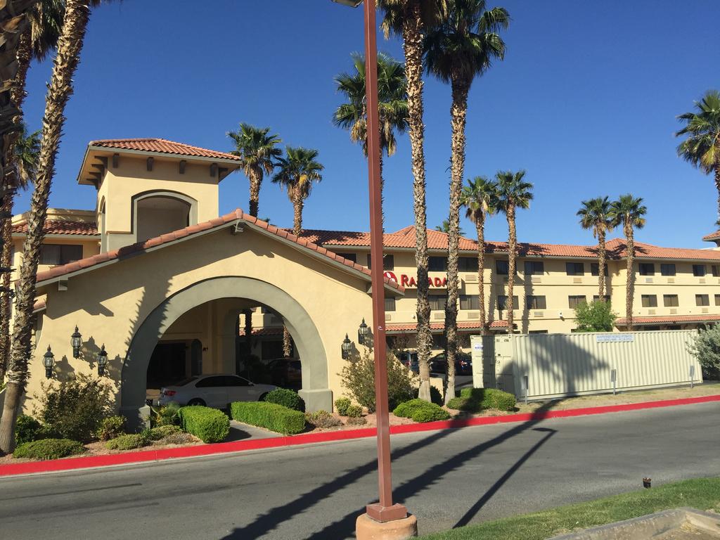 Ramada Barstow