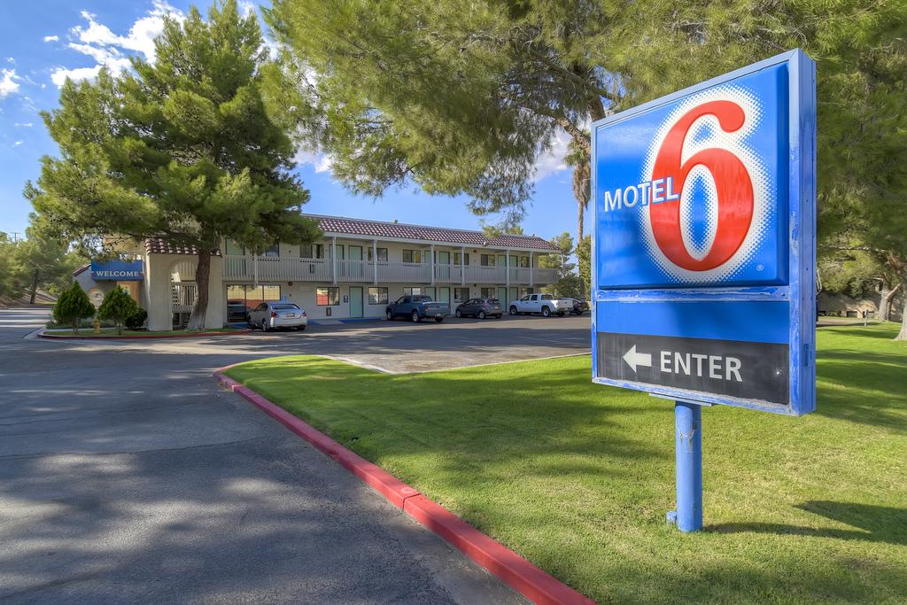 Motel 6 Barstow