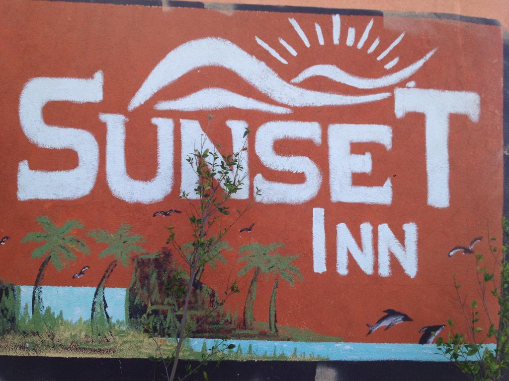 Sunset Inn - Barstow