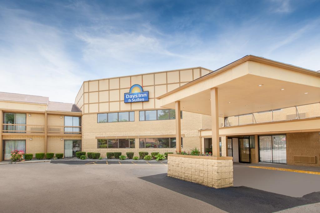 Days Inn and Suites Madison Heights MI