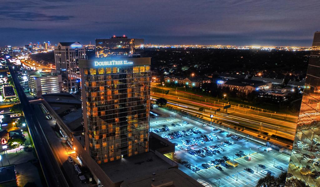 DoubleTree by Hilton Dallas  Campbell Centre