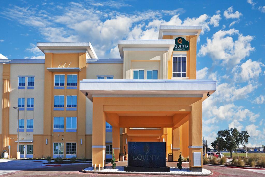 La Quinta Inn and Suites Dallas Love Field