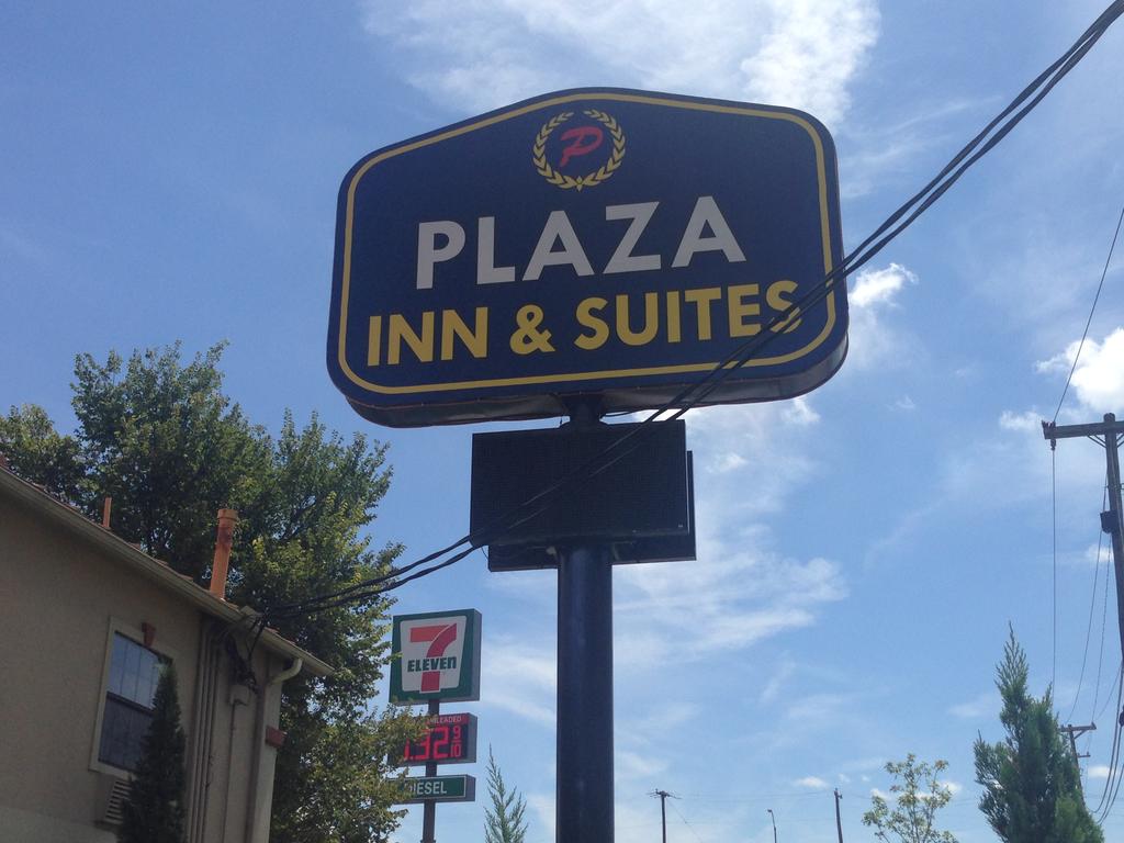 Plaza Inn and Suites