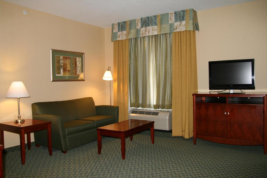 Hampton Inn and Suites El Paso West