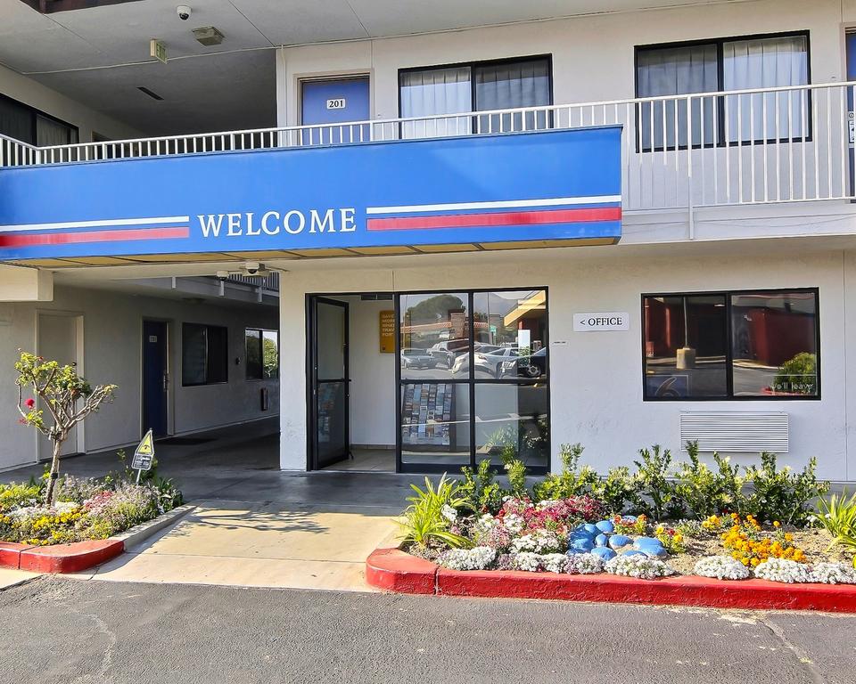 Motel 6 Palmdale