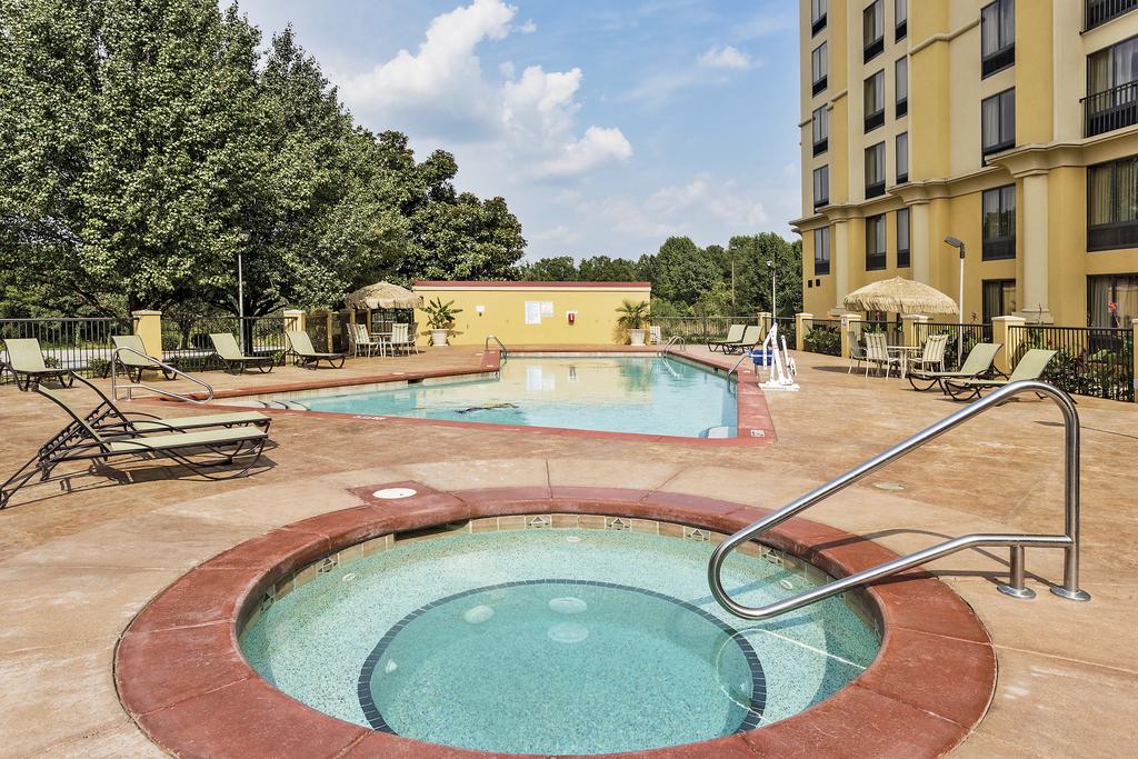 La Quinta Inn and Suites Conover - Hickory