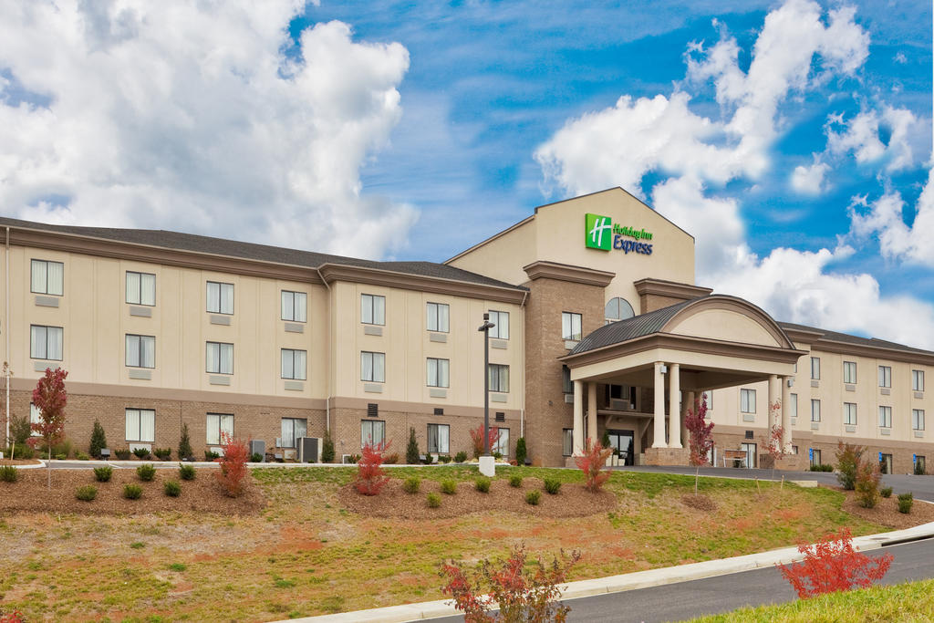 Holiday Inn Express Troutville