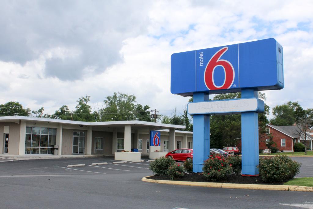 Motel 6 Winchester