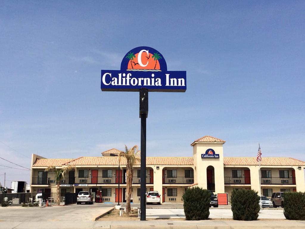 California Inn and Suites