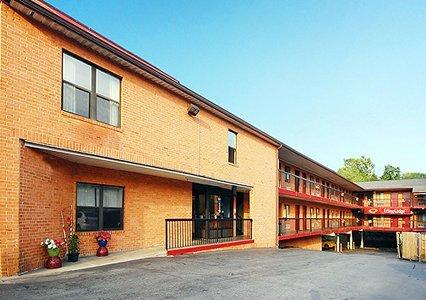 Econo Lodge College Park