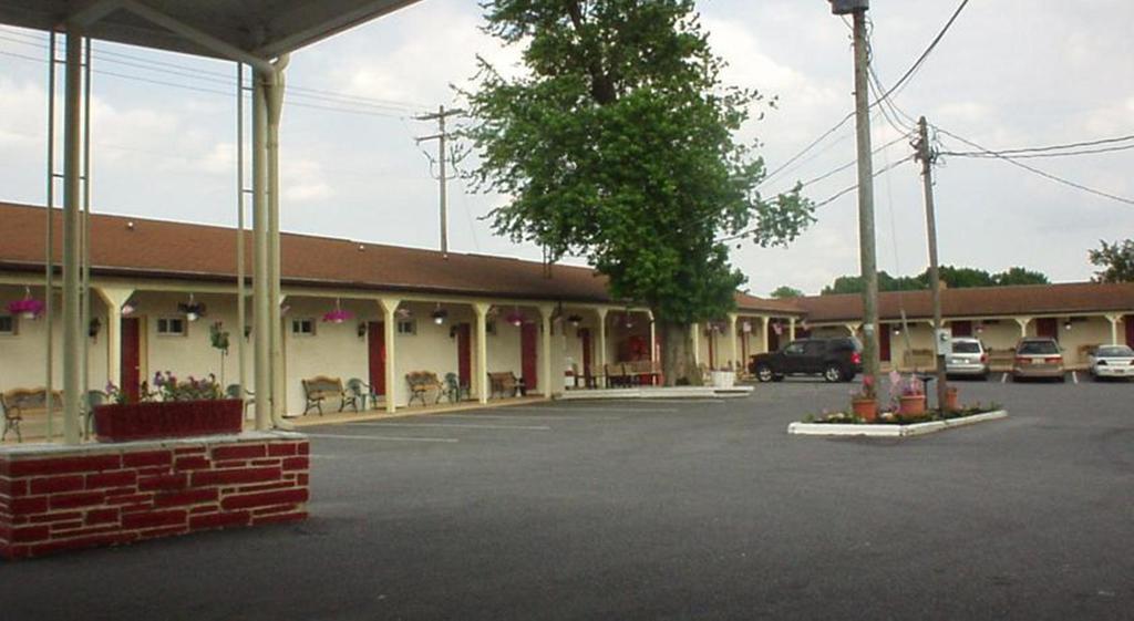 The Hollander Motel