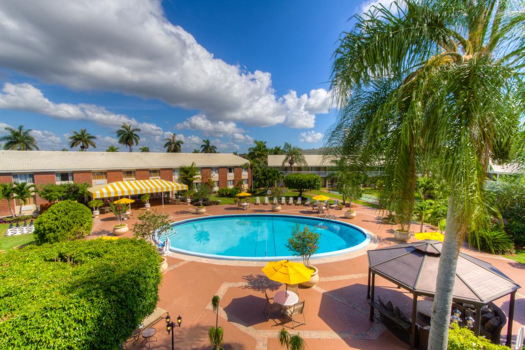 BEST WESTERN Palm Beach Lakes