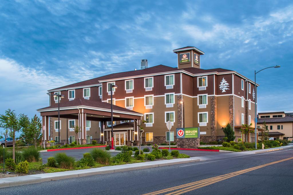 Red Lion Inn and Suites Kennewick Convention Center