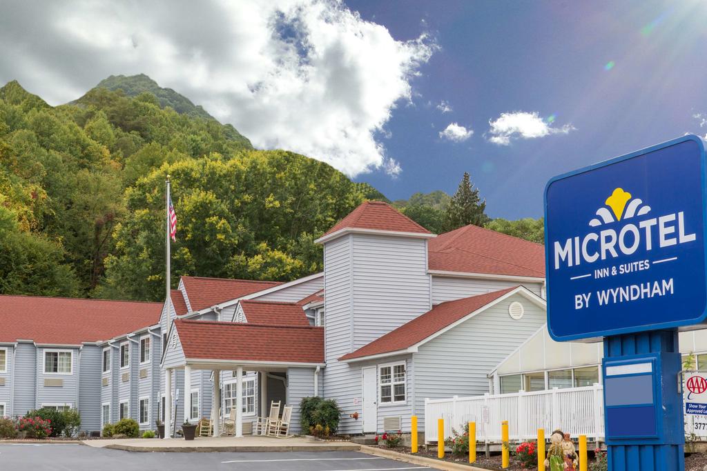 Microtel Inn and Suites by Wyndham Maggie Valley