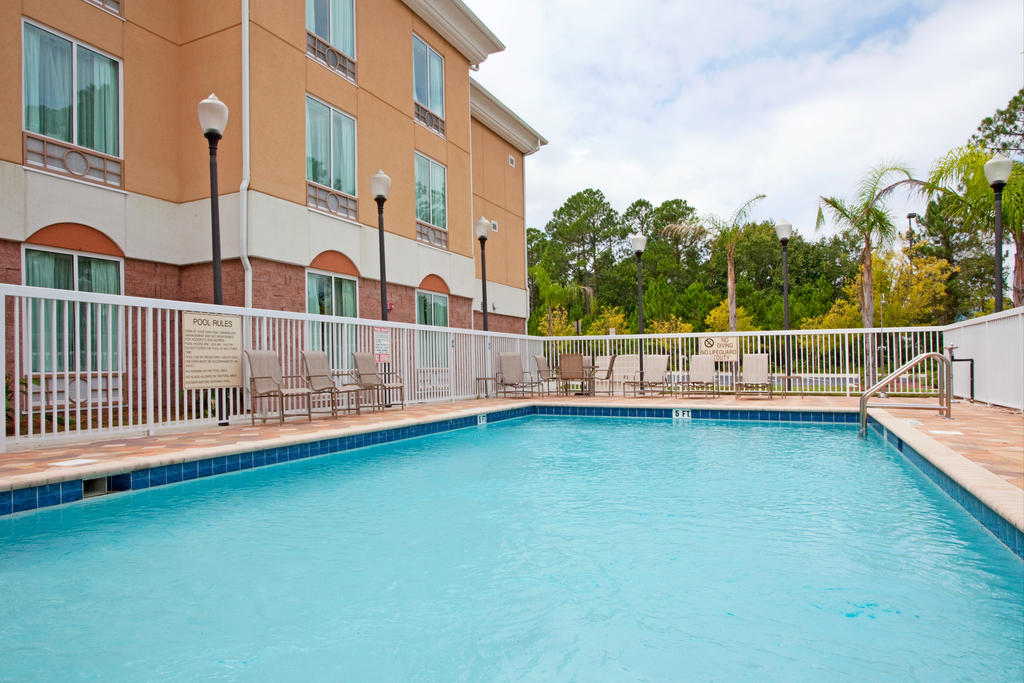 Holiday Inn Express Suites Yulee