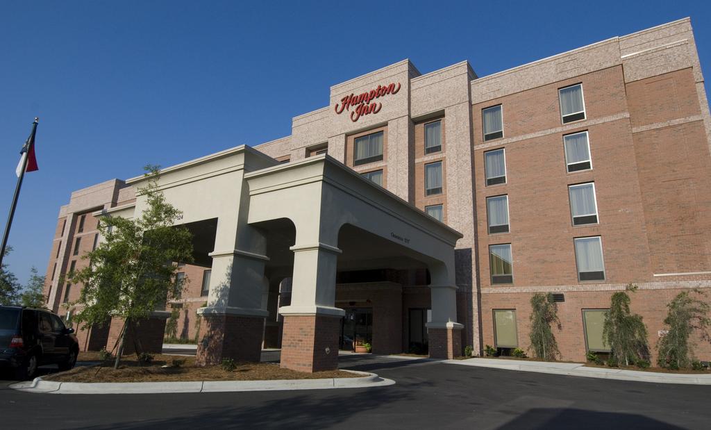 Hampton Inn Wilmington University - Smith Crk