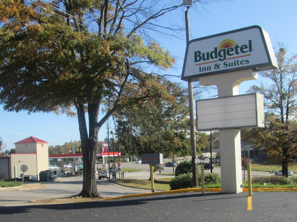 Budgetel Inn and Suites