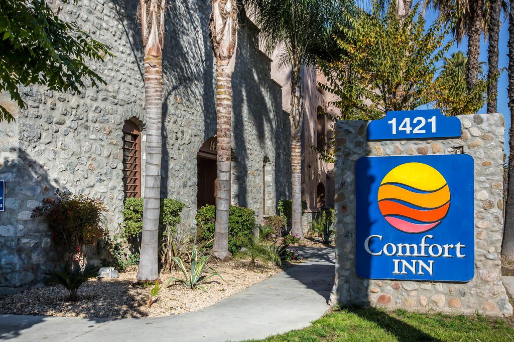 Comfort Inn Pomona