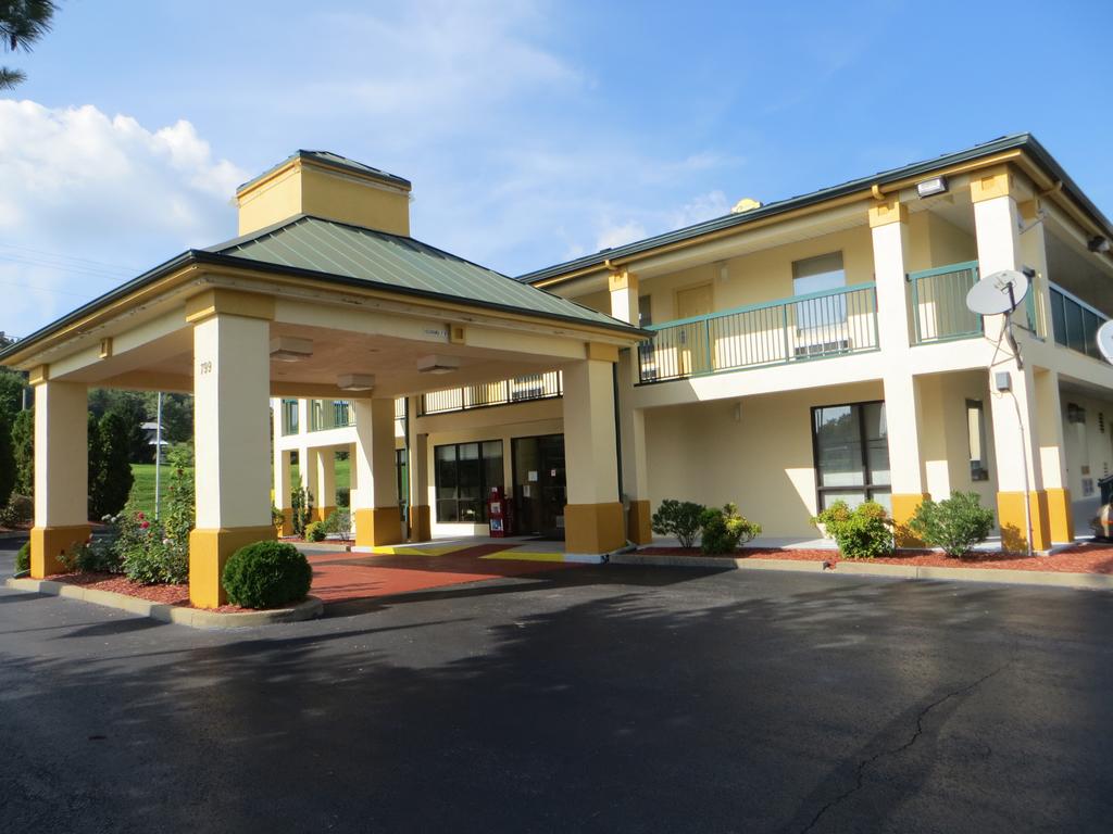 Baymont Inn and Suites Cave City