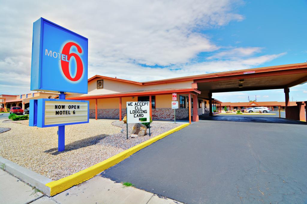 Motel 6 Lordsburg