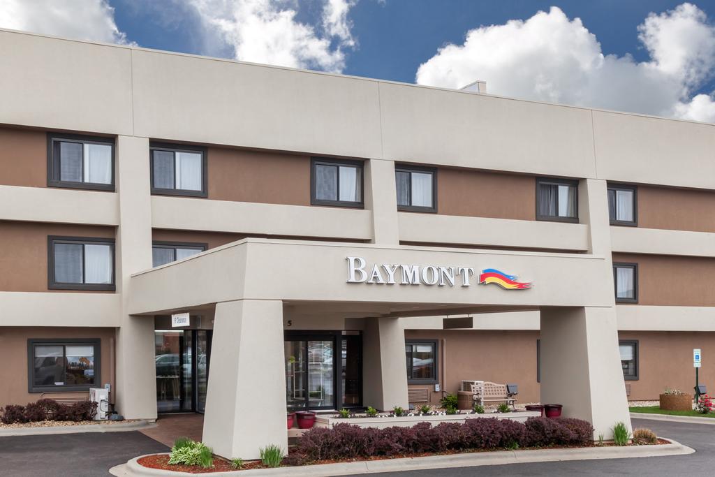 Baymont Inn and Suites Glenview