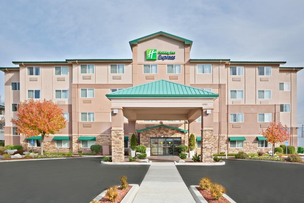 Holiday Inn Express Medford