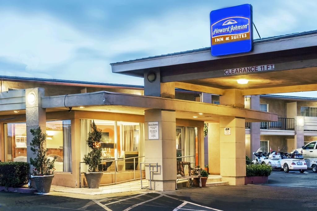 Howard Johnson Inn And Suites Vallejo