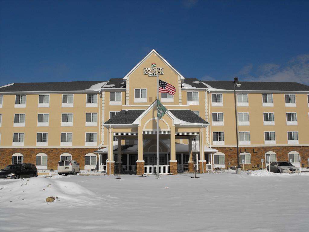 Country Inn and Suites By Carlson Washington - Meadowlands PA