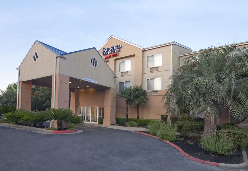 Fairfield Inn and Suites Beaumont