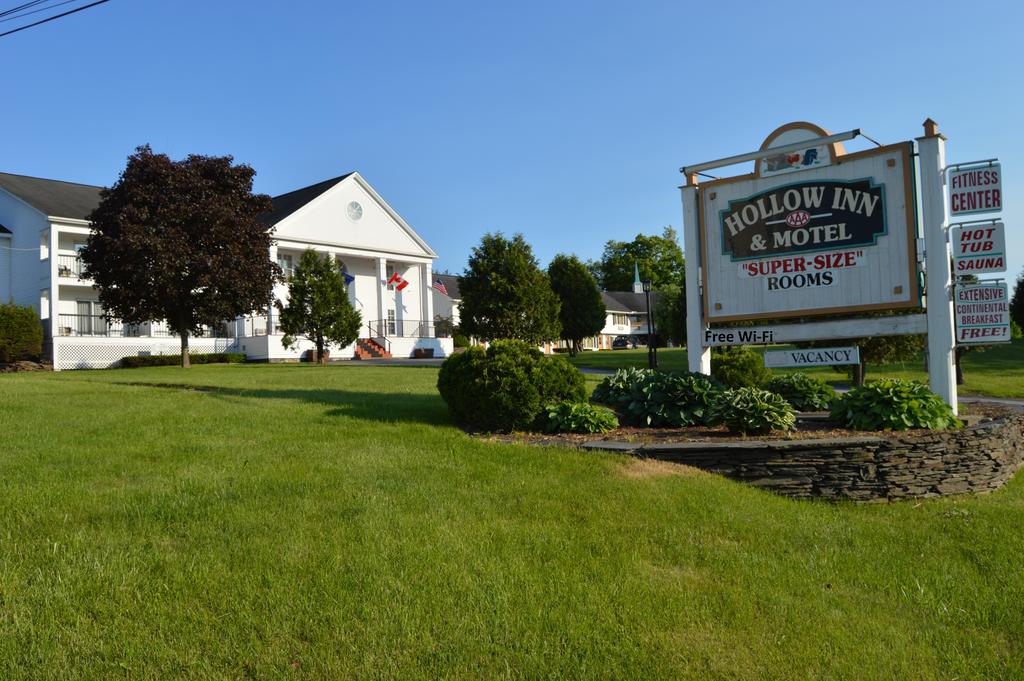 Hollow Inn and Motel