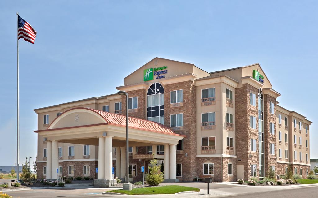 Holiday Inn Exp Stes Ontario