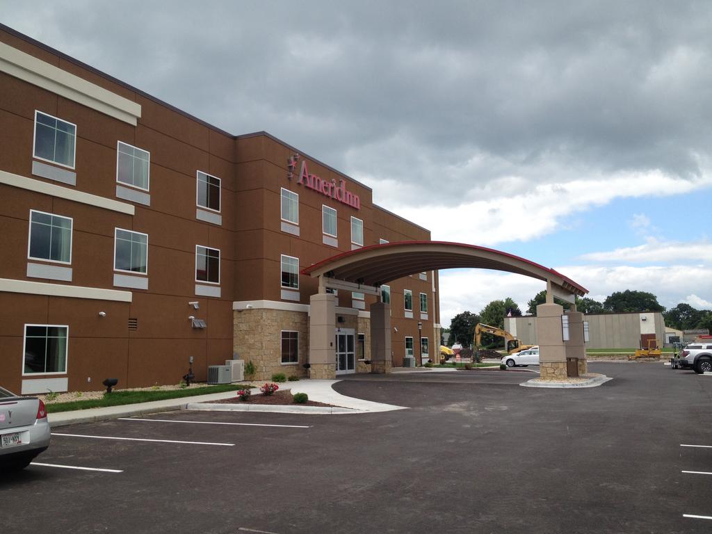 Americinn Waupun