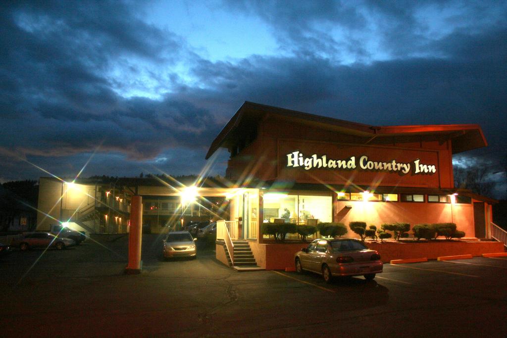 Highland Country Inn