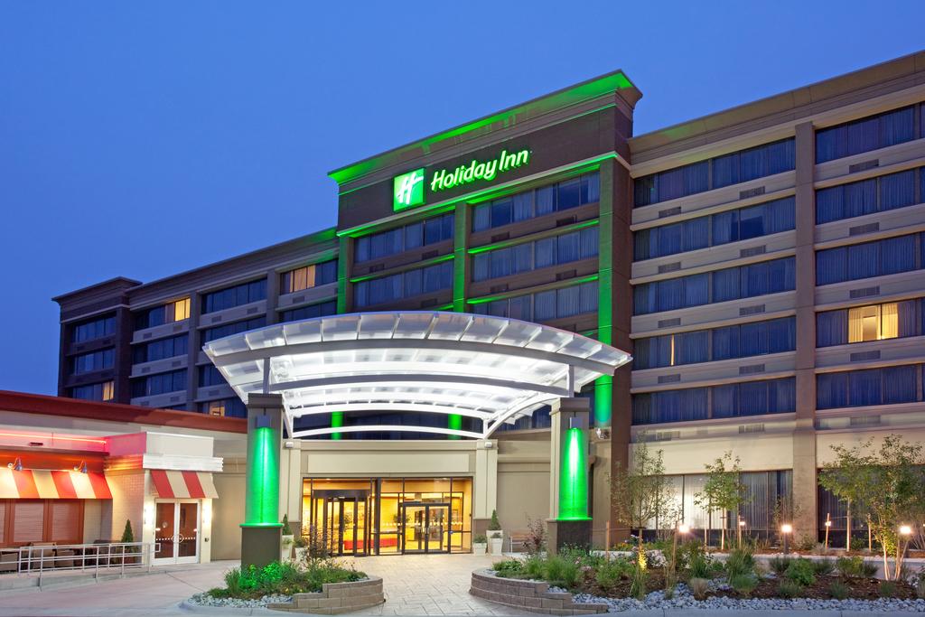 Holiday Inn Lakewood