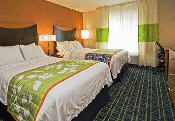 Fairfield Inn and Suites Hartford Airport