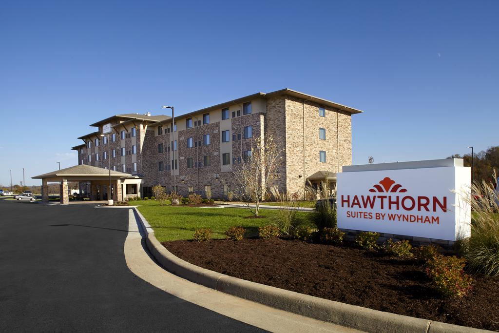 Hawthorn Suites by Wyndham Bridgeport-Clarksburg