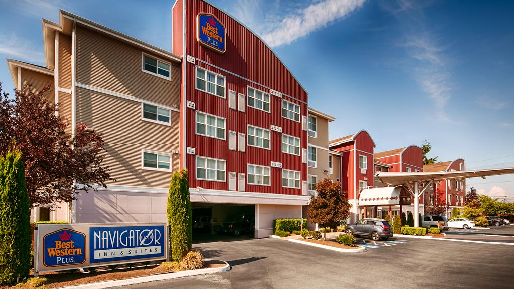 BEST WESTERN PLUS Navigator Inn and Suites