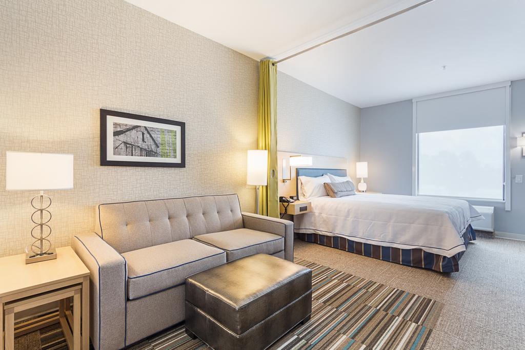 Home2 Suites by Hilton Dallas