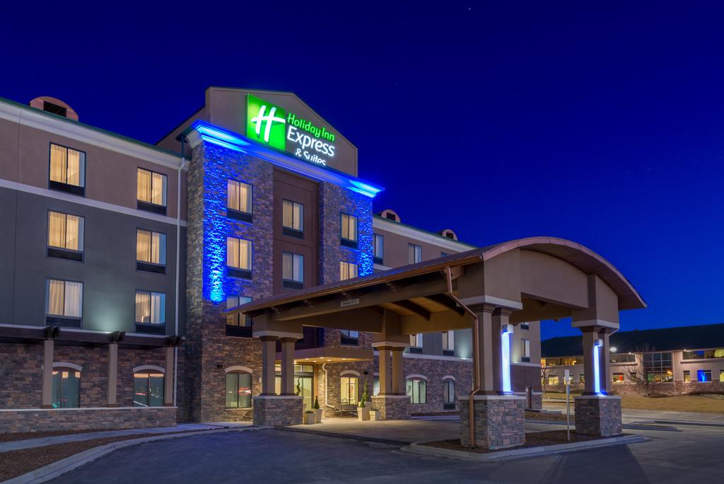 Holiday Inn Express and Suites Denver South - Castle Rock