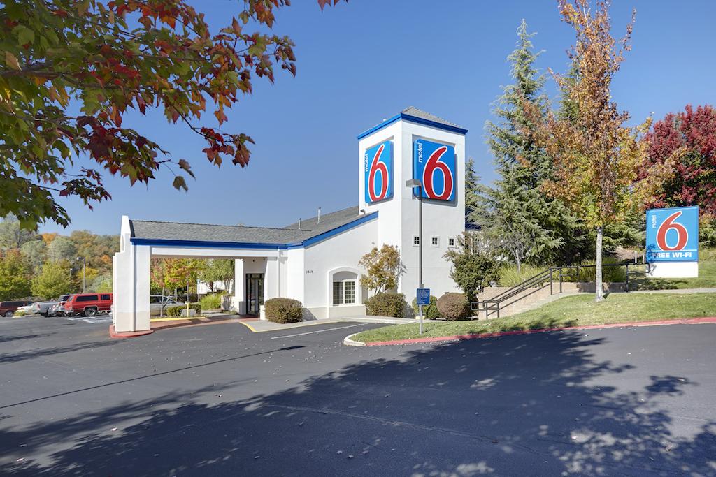 Motel 6 Auburn CA