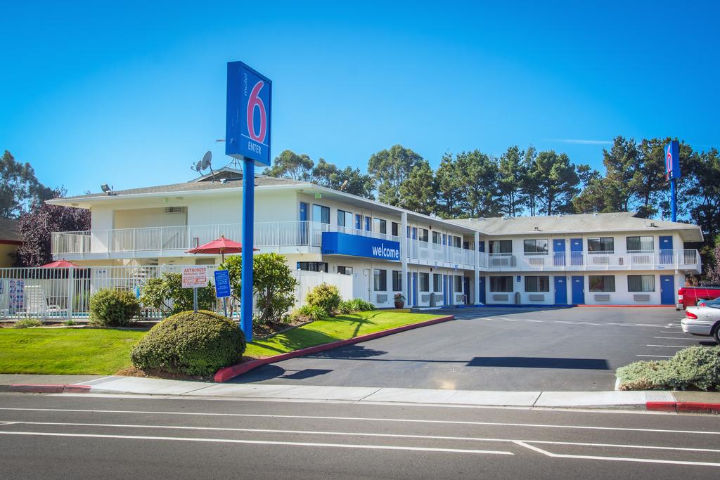 Motel 6 Arcata - Humboldt University