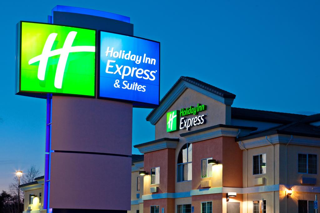 Holiday Inn Express Hotel and Suites Jackson