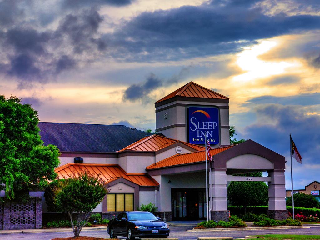 Sleep Inn and Suites Spring Lake