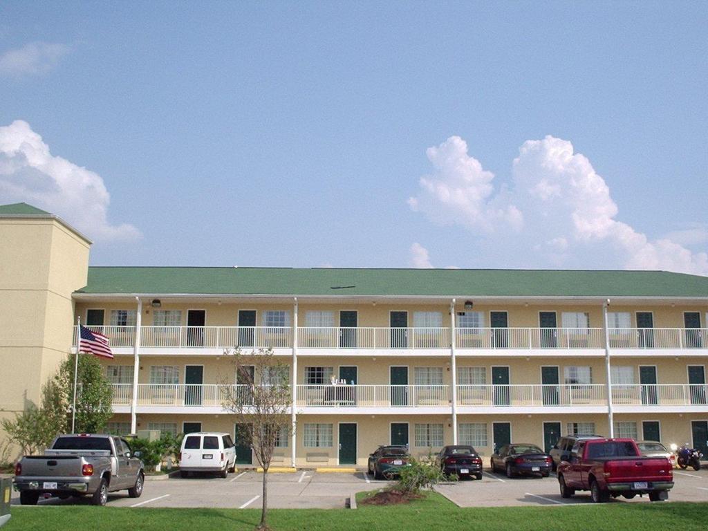 Intown Suites of Hattiesburg