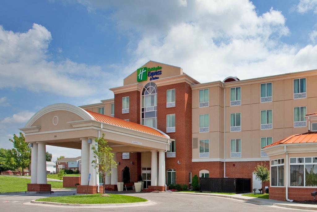 Holiday Inn Exp Stes Grandview